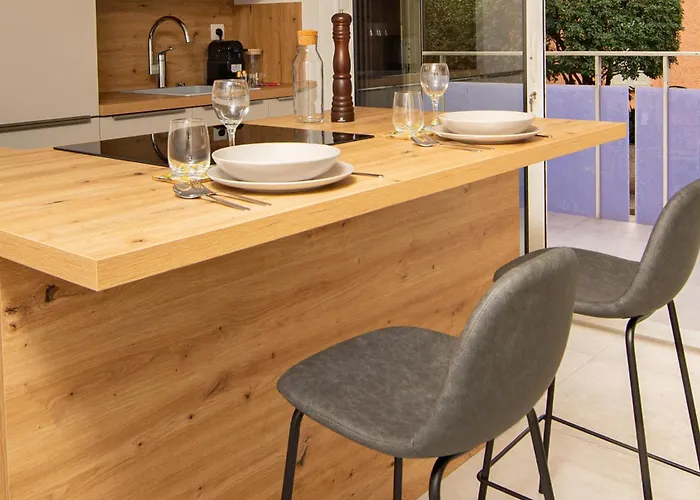 Aiglon Ii - Somptueux - Refait A Neuf - Parking Prive דירה רוקברון-קאפ-מרט